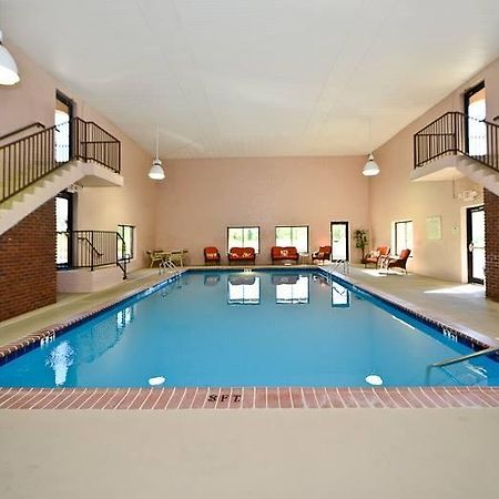 Manchester Heritage Inn & Suites Dış mekan fotoğraf