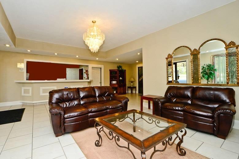 Manchester Heritage Inn & Suites Dış mekan fotoğraf