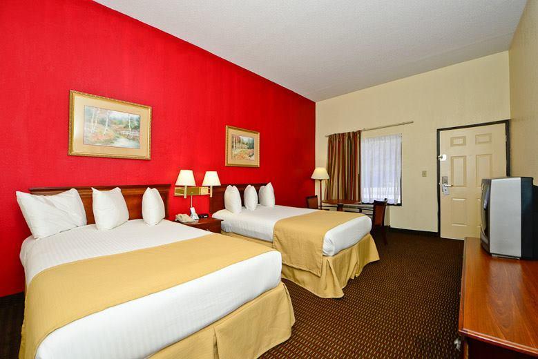 Manchester Heritage Inn & Suites Dış mekan fotoğraf