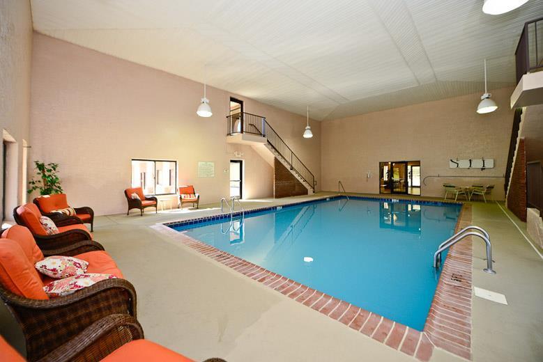 Manchester Heritage Inn & Suites Dış mekan fotoğraf
